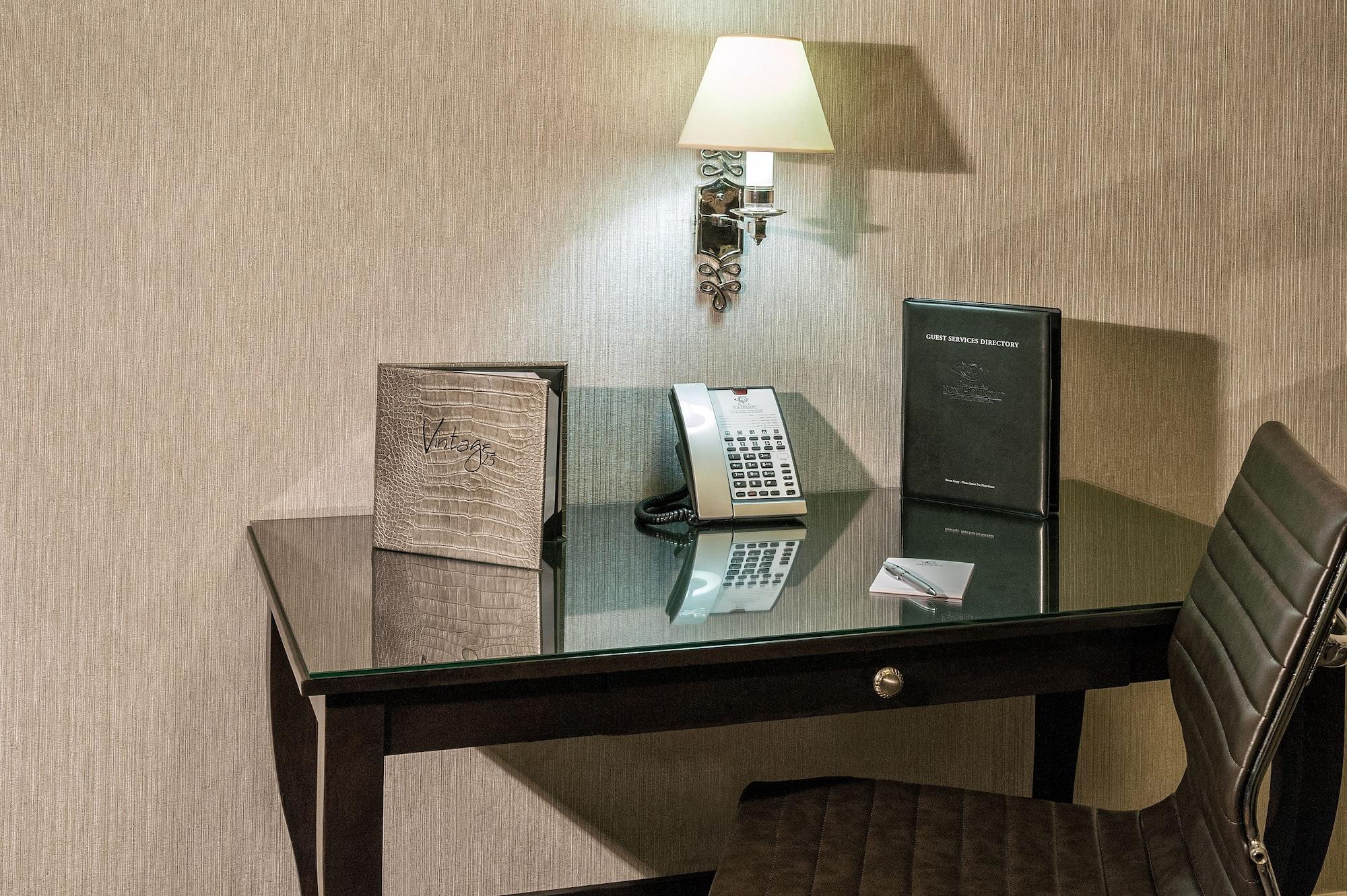 The Inn At Fox Hollow Hotel Уудбъри Екстериор снимка